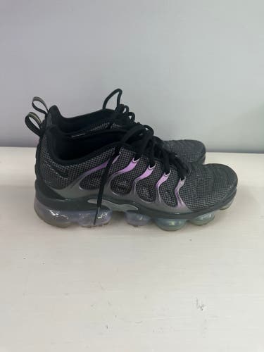 Black/Purple Used Unisex Nike Vapormax Shoes