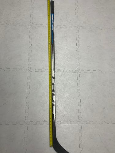 Used Intermediate True XC7 ACF Left Hand Hockey Stick TC2.5