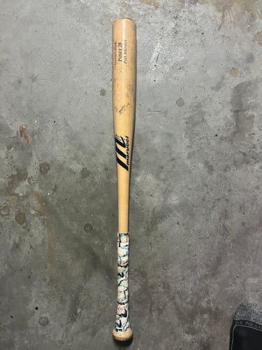 Used Marucci Bat (-3) Wood 28 oz 31"