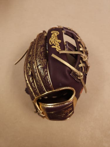 New June 2023 GOTM Rawlings Right Hand Throw Infield Heart of the Hide Baseball Glove 11.75"