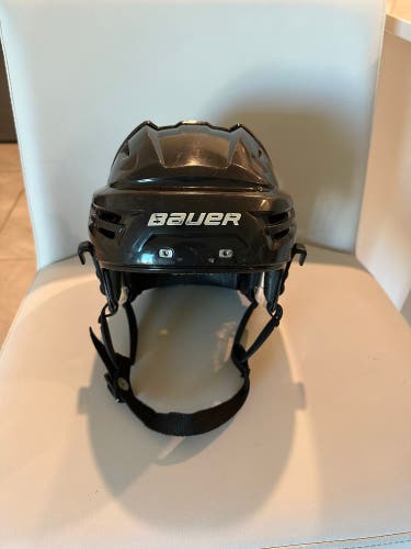 Used Small Bauer Re-Akt Helmet