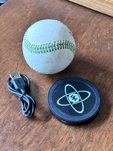 Diamond Kinetics Pitchtracker ---------- Smart Baseball!