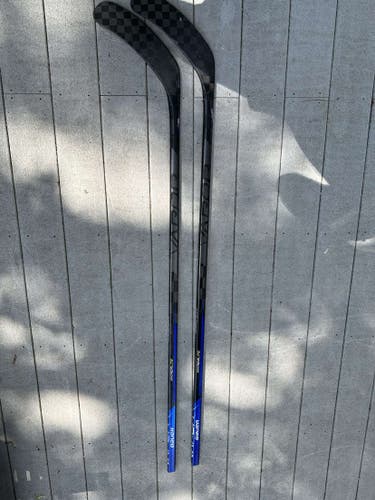 Used Senior Bauer Vapor Hyperlite Right Handed Hockey Stick P92M Pro Stock