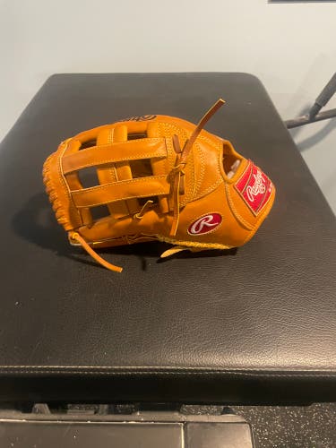 New  Outfield 13" Heart of the Hide Baseball Glove