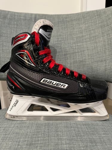 Junior Bauer Vapor X700 Goalie Skates Regular Width Size 3