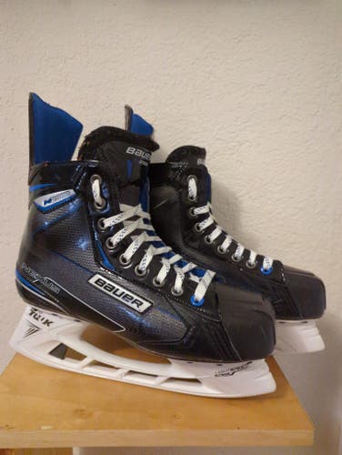 Used Senior Bauer Nexus N2900 Hockey Skates Regular Width 8
