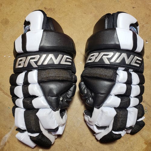 Vintage Brine Ventilator Lacrosse Gloves NWOT Size 13"