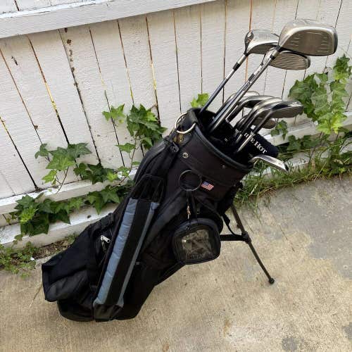 Cleveland CG16 Black Pearl Mens Right Handed Golf Club Complete Set With Bag