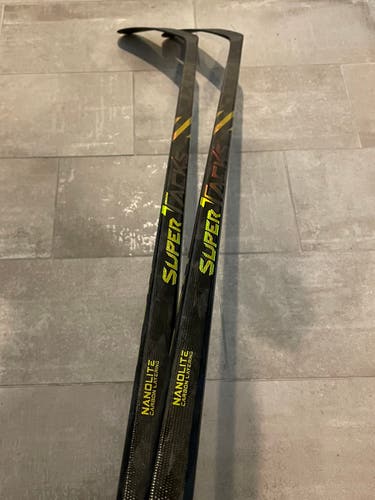 New Senior CCM Right Handed P29 Super Tacks AS4 Pro Hockey Stick