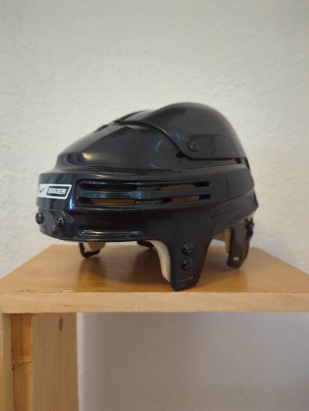 Used Medium Bauer Black 4500 Helmet