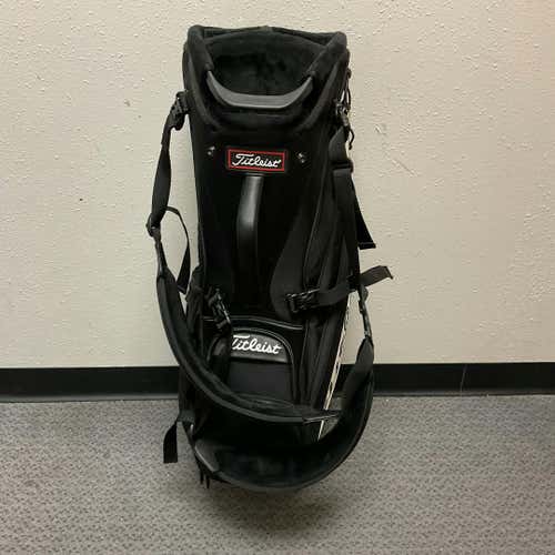 Used Titleist Premium 4 Way Golf Stand Bag