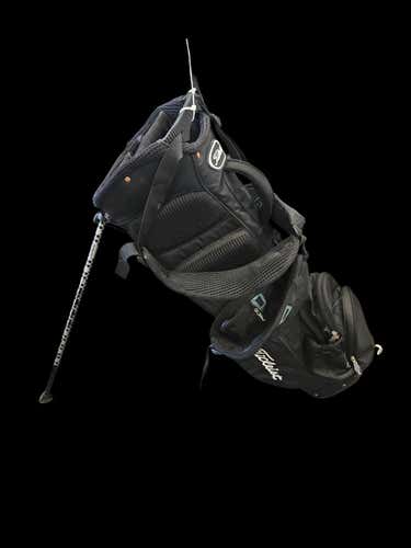 Used Titleist Black Stand Golf Stand Bags