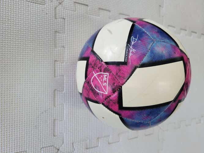 Used Adidas Nativo Soccer Ball 3 Soccer Balls