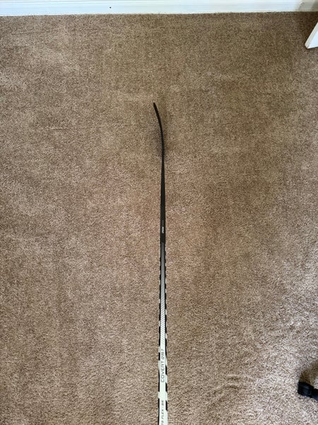 Used Senior Warrior Covert QR5T Right Handed Hockey Stick W88