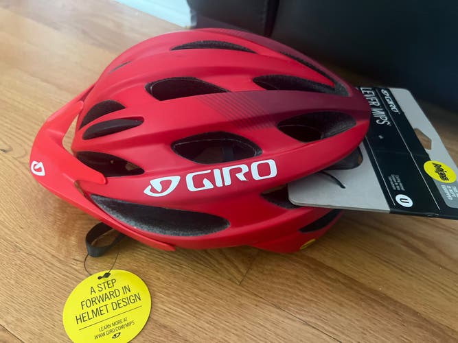 Giro lever mips helmet