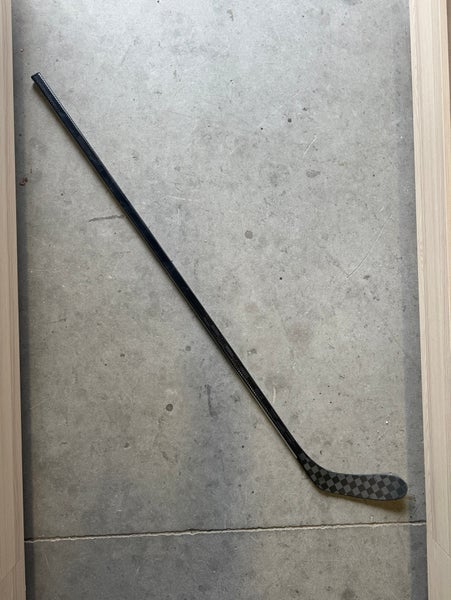 New Senior Bauer Left Hand P28 77 Flex Pro Stock Vapor Hyperlite 2 Hockey Stick Blackout Pro+