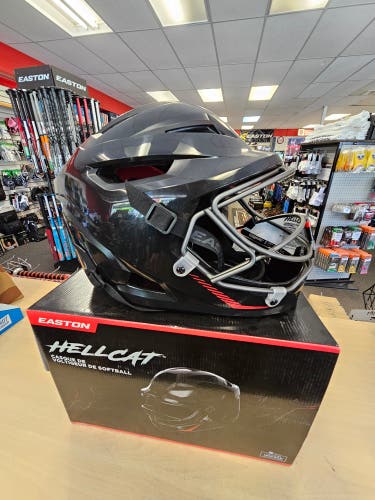 New Easton Hellcat Slow Pitch Pitchers Helmet - L/XL