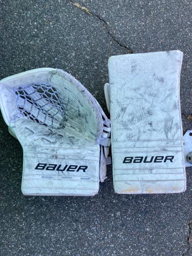 White Used Senior Bauer GSX Goalie Gloves & Blockers Regular