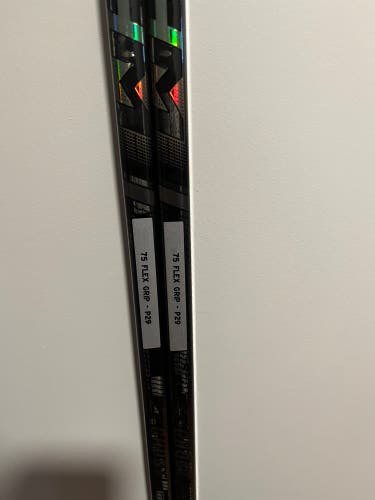 2 PACK NEW CCM FT GHOST P29 LH 75 FLEX Left Handed Hockey Stick