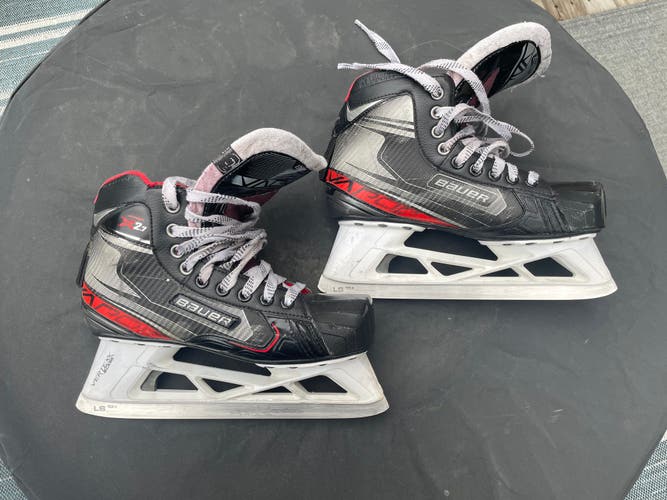 Bauer Vapor X2.7 goalie skates Size 6 (size 7.5 Shoe)