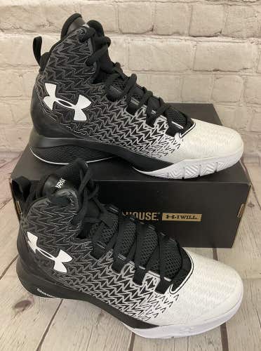 Under Armour TB BGS Clutchfit Drive 3 Youth Basketball Shoes Black White US 5.5Y