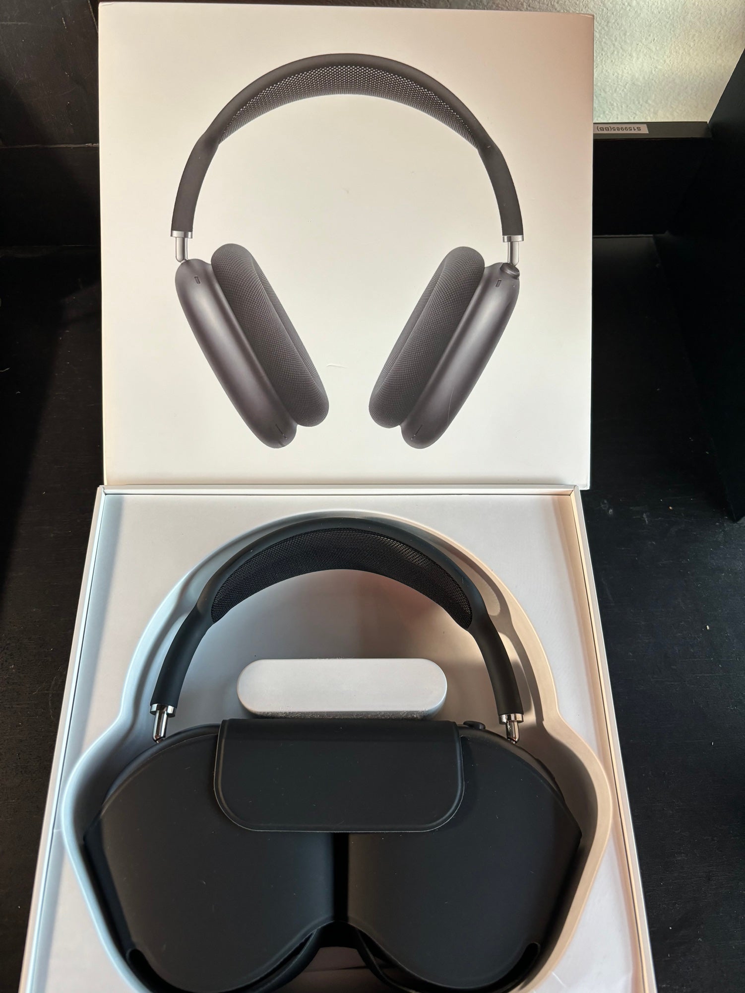 AirPods Max space gray おまけ付き 【公式通販】 AirPods Max space gray おまけ付き 【公式通販】
