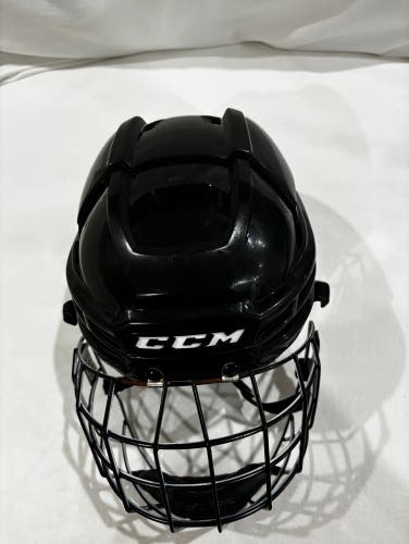 CCM 910 Helmet with Cage Small Medium