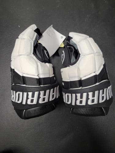 New Warrior Covert QR6 Gloves Senior 15" Black and white
