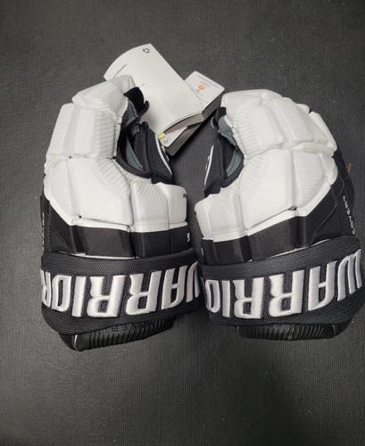 New Warrior Covert QR6 Gloves Senior 13" Black and white