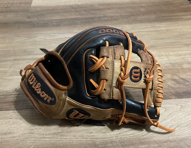Wilson A2000 J. Altuve Baseball Glove
