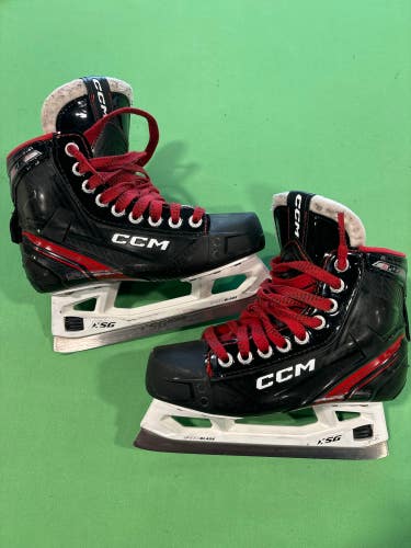 Used Junior CCM Extreme Flex E6.5 Hockey Goalie Skates Regular Width Size 3