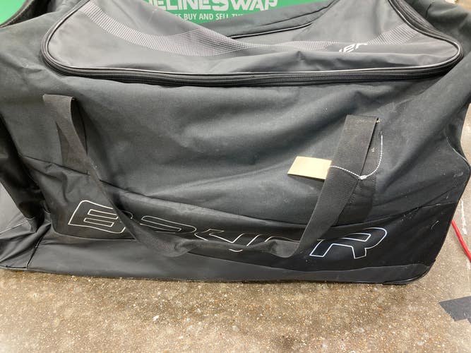 Used Wheeled Bauer Bag