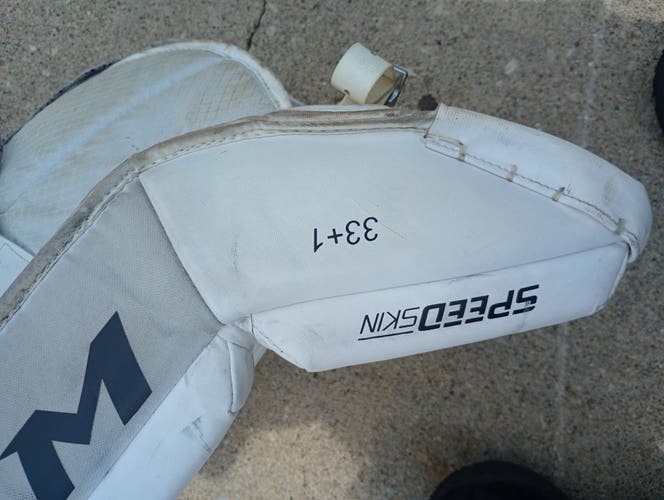 Used 33" CCM Premier P2.5 Goalie Leg Pads