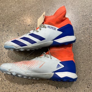 Used Men's 8.5 Men's Adidas Predator 20.3 Turf Cleats