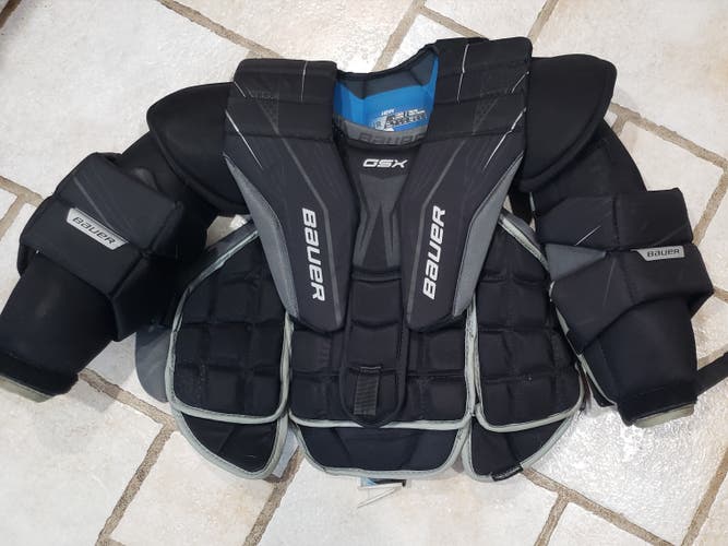 Used Junior Large/Extra Large Bauer GSX Goalie Chest Protector