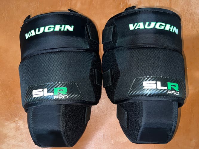Vaughn SLR Pro Goalie Knee and Thigh Pads