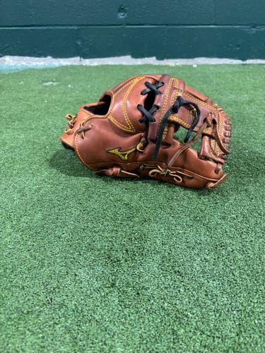 11.75"  Mizuno Infield Pro Limited Edition Baseball Glove