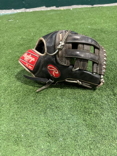 11.75" H-Web Right Hand Throw Rawlings Heart of the Hide Baseball Glove