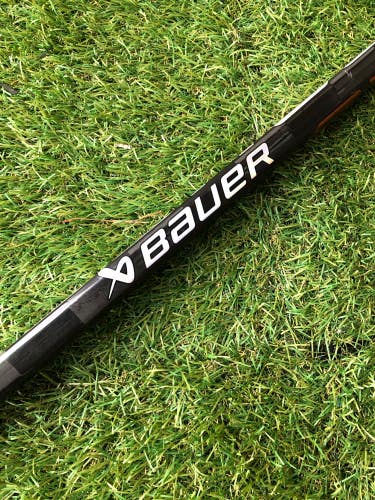 Used Intermediate Bauer Nexus Sync Hockey Stick Right Handed P92