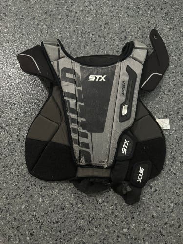 STX shield 300 goalie chest pad