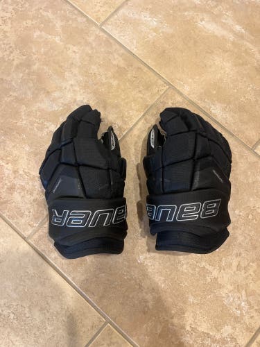 Bauer Ultra Sonic Hockey Gloves