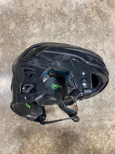 Black Used Medium Bauer Re-Akt 85 Helmet