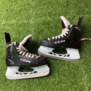 CCM AS-550 Hockey Skates | Intermediate 4 | Regular