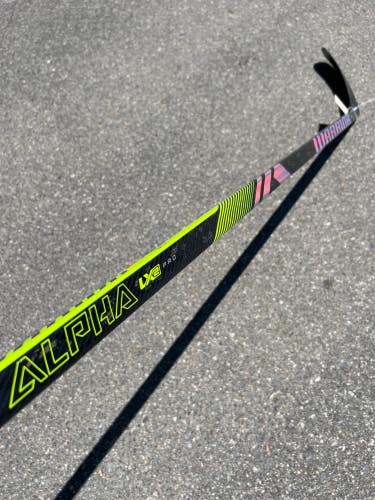 Used Intermediate Warrior Alpha LX2 PRO Hockey Stick Right Handed W03