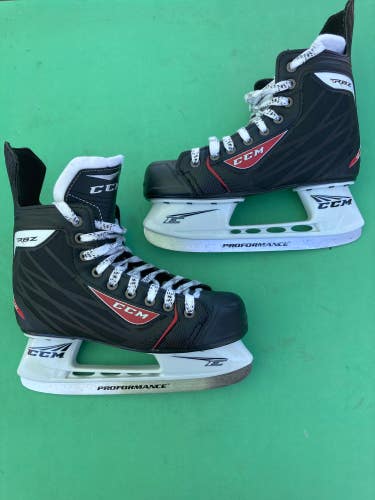 New Senior CCM RBZ 40 Hockey Skates Regular Width 7