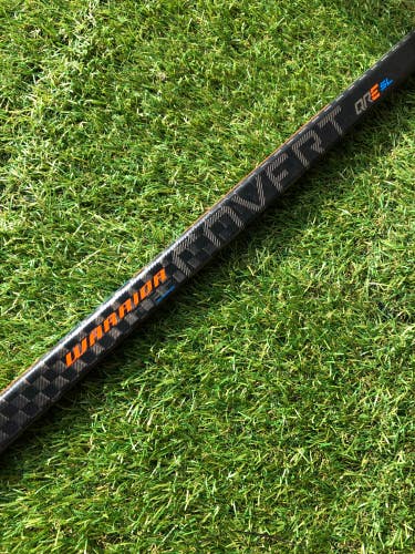 Used Intermediate Warrior Covert QRE SL Hockey Stick Right Handed W03