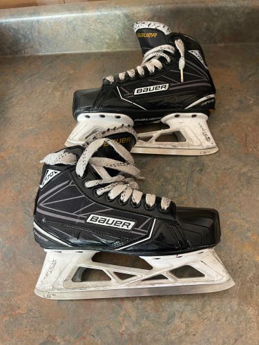 Used Junior Bauer Regular Width Size 3 Supreme S170 Hockey Goalie Skates