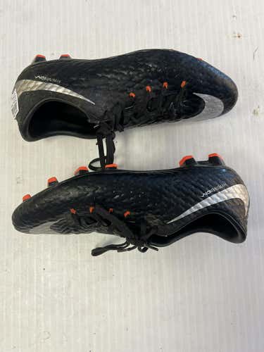 Used Nike Senior 10.5 Cleat Soccer Outdoor Cleats