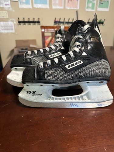 Used Bauer Supreme 3000 D&R (Regular) Size 5 Hockey Skates