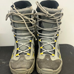 Used Northwave Lace-Up Snowboard Boots Size 10 Gray B R6 S2 L2